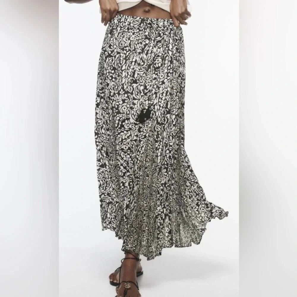 Zara Black white pattern tassel tie maxi skirt 16632